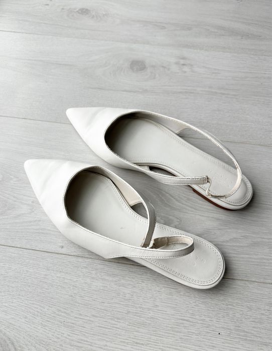 Balerini Asos Design albi