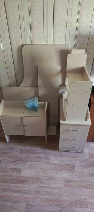 Продается Компьютерный стол