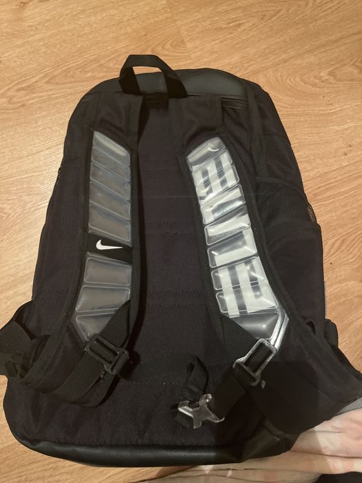 Продается найк елите