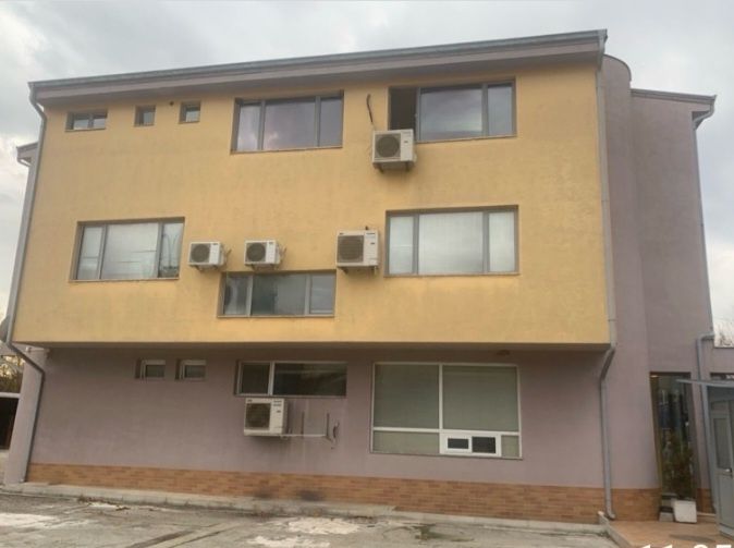 Продава се Промишлена сграда в Дупница - 2800 кв.м за 656 €/кв.м - Снимка #2