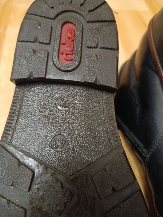 Ботинки кожаные отличного качества