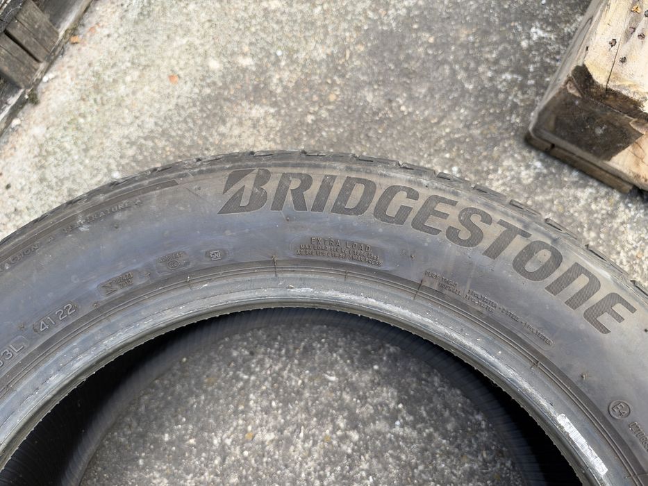 4бр. ОТЛИЧНИ Летни Гуми С Борд *MO* 235/55R/18 -BRIDGESTONE- DOT:4122- 7.1мм+5.7мм