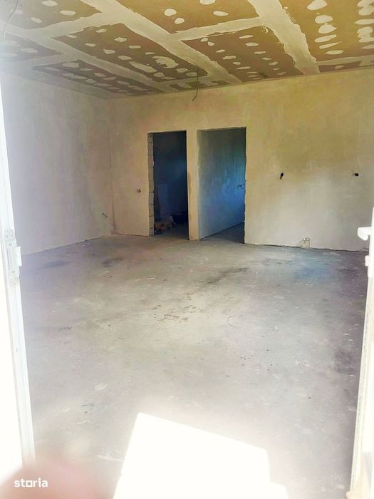 Vindem casa in localitate Lumina