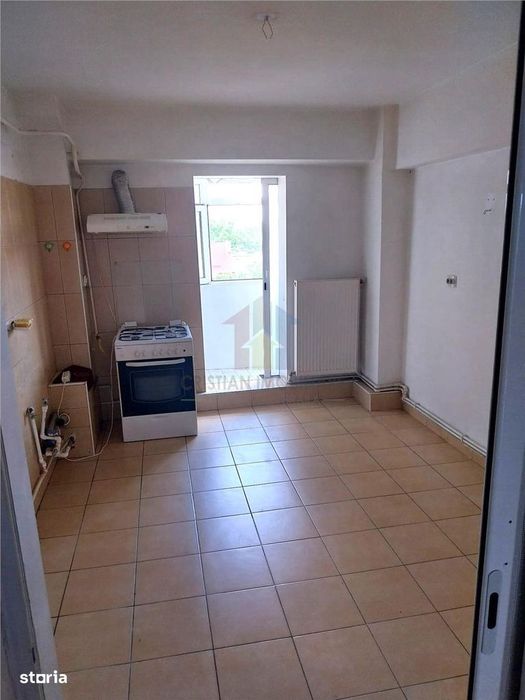 SPATIOS! Apartament 3 Camere, zona catedrala 82 mp