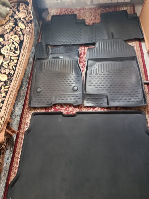 Продам коврики для haval m6
