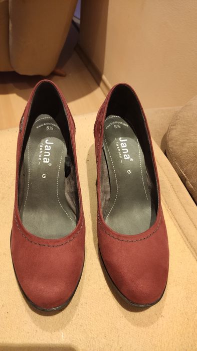 Дамски Обувки нови