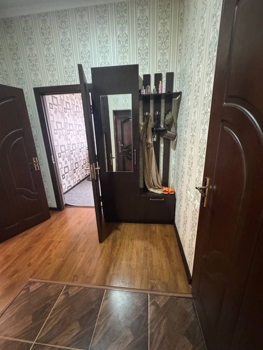 Jizzax vokzal oldidagi 7 qavatli dom 4-etaj 37-kvartira sotiladi