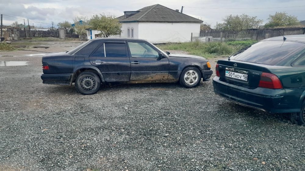 Продам машину срочна