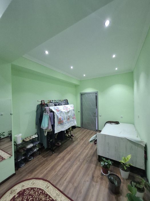 Янгийуль Шахар лаззат махала 200 к.м 6 хона