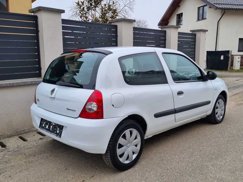 RENAULT Clio 2010 — imagine 4