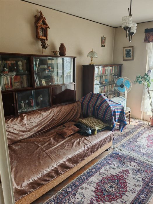 Vand apartament 3 camere