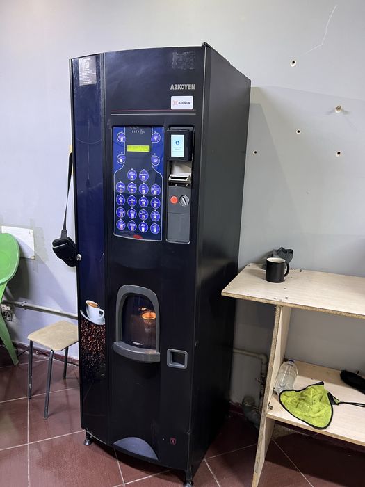 Кофе аппарат самообслуживания Azkoyen City L вендинг