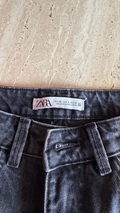 Продам джинсы straight Zara