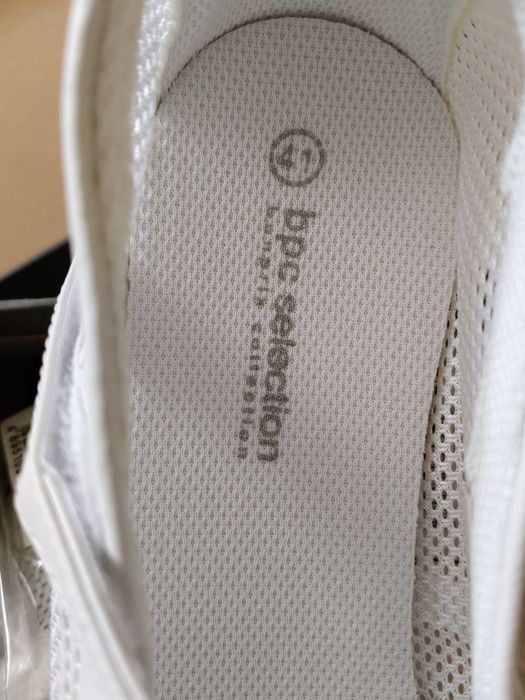 Балетки новые, кожа,белые