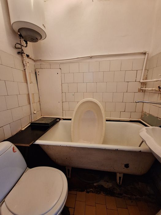 Продажа комнаты в общежитии в центре