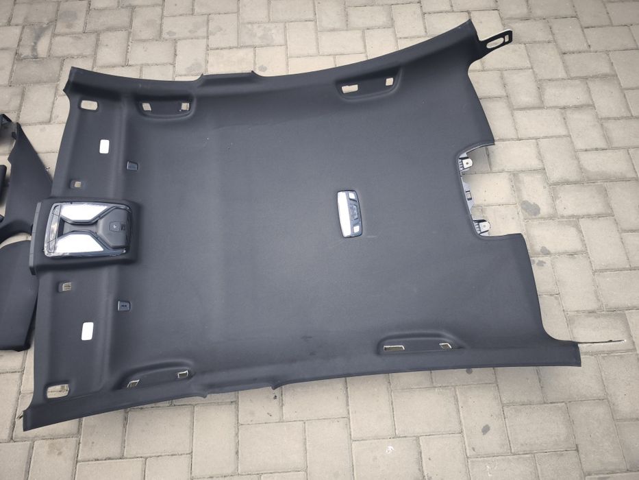 Plafon negru cu accesorii BMW seria 5 G30 2018