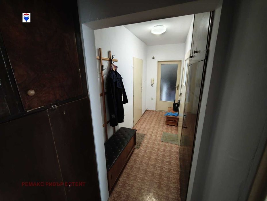 Дава се под наем Едностаен апартамент в Русе, Център - 48 кв.м за 248.88 € - Снимка #6