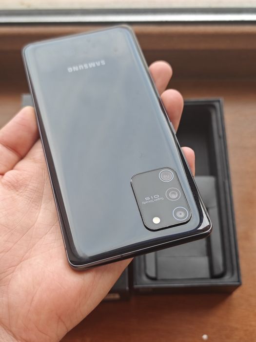 Samsung S10 128Gb без ремонта