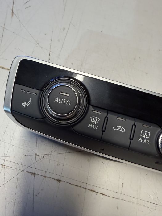 Panou clima audi q2