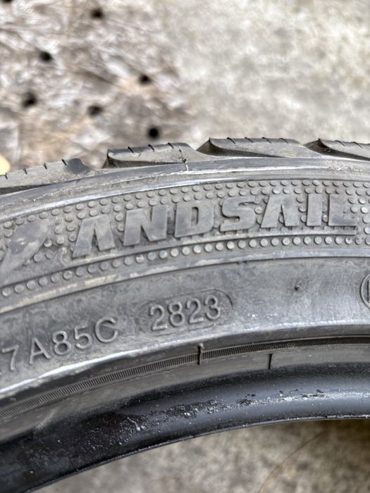 Landsail Winter Lander M+S 235/45R18 DOT 2823