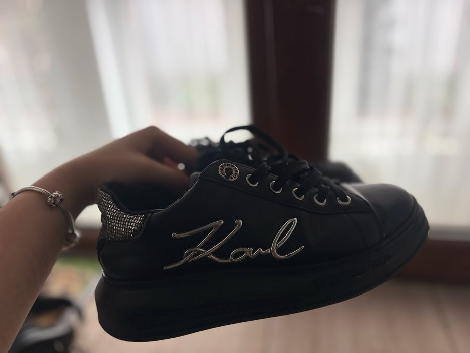 Adidasi karl lagerfel (in stare foarte buna)