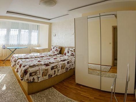 Дава се под наем Четиристаен апартамент в Пловдив, Център - 90 кв.м за 590 € - Снимка #6