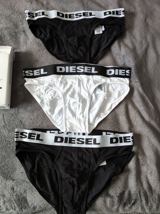 Diesel set 3 chiloți bărbați alb-negru-negru mărimea XL noi originali
