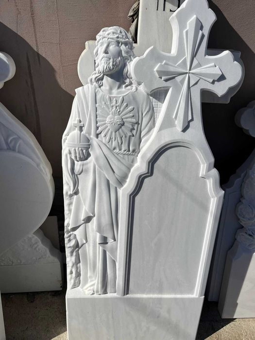Execut monumente funerare