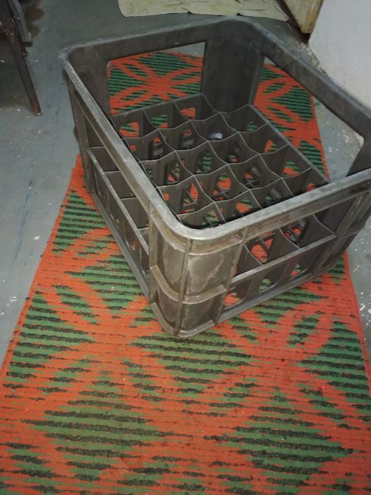 Продам ящик под стеклянные бутылки от Кока-Колы