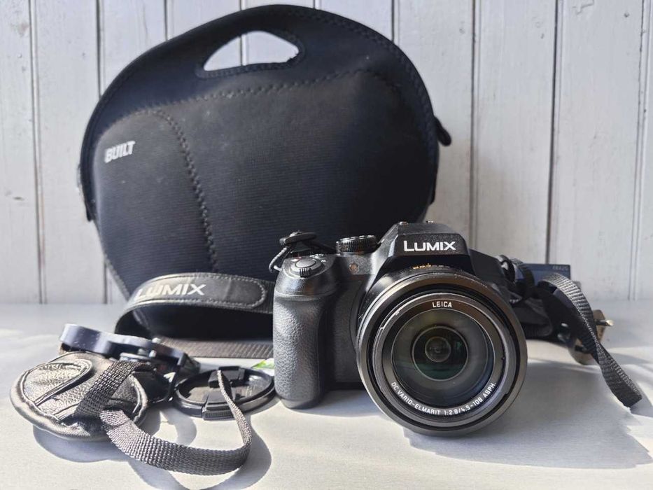 Фотоапарат Panasonic Lumix DMC-FZ300