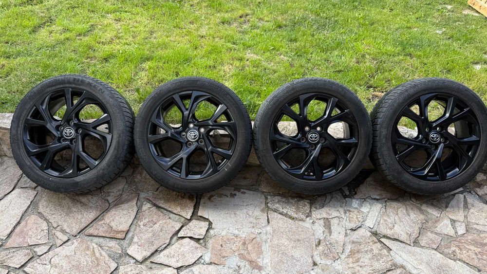 Оригинални 18" джанти Toyota CH-R (18x7J ET50 5x114.3) + зимни гуми NEXEN 225/50R18 99H