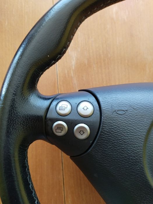 Кожен волан за Мерцедес w203