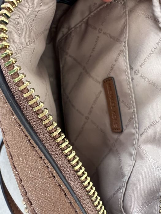 Продам сумку MlCHAEL KORS