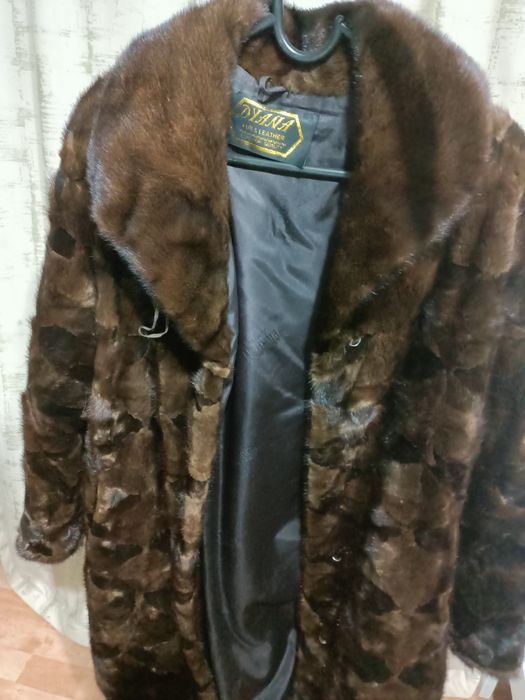 Продам норковую шубу