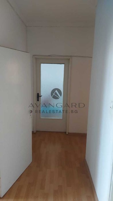 оф.25476 Тристаен с реална квадратура/ Кършияка