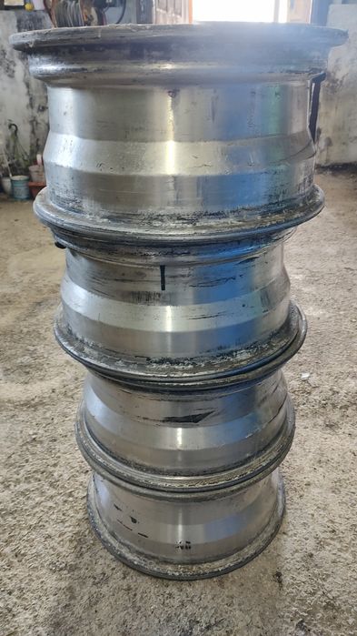 15 цола алуминиеви  джанти за Mitsubishi Pajero