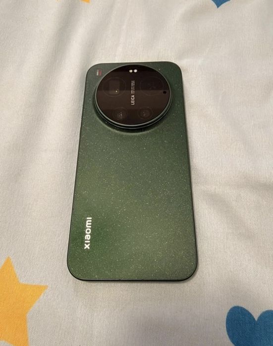 Vând/schimb Xiaomi 17 ultra 16gb/512 starlight green, garanție