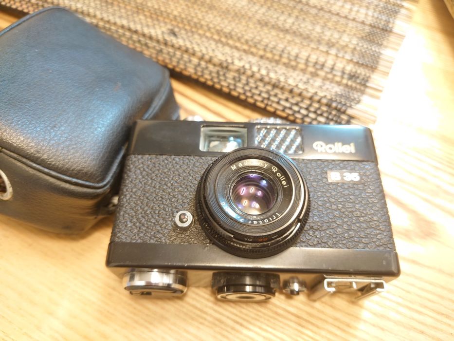 Aparat foto compact Rollei B35