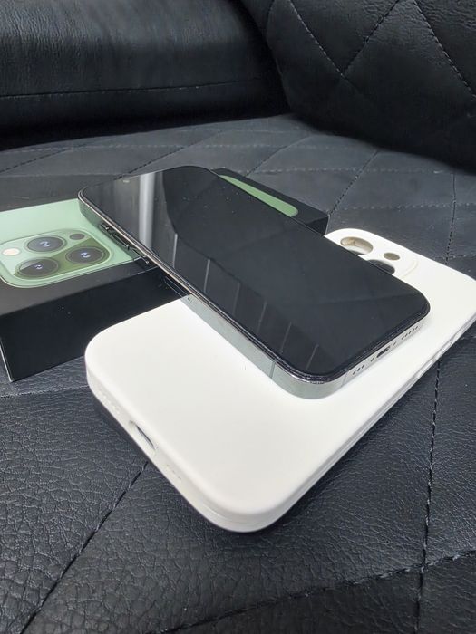 Продам iPhone 13pro