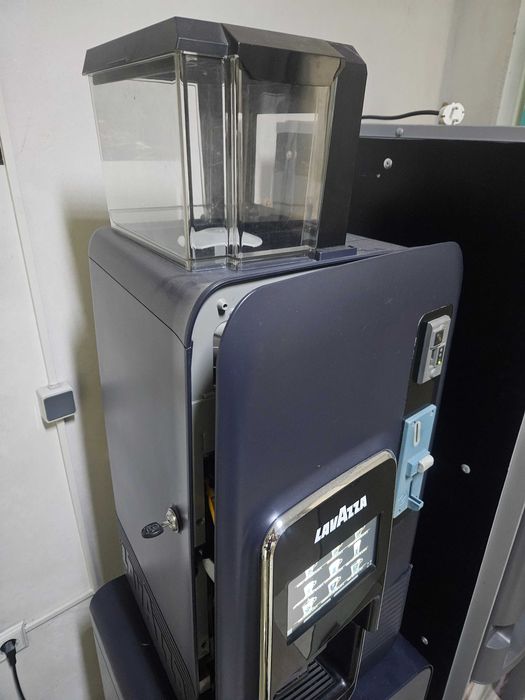 Кафе автомат Lavazza