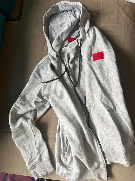 Горница/суитчер Hugo