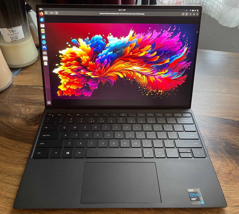 Лаптоп Dell XPS 9310 13,4 Inch Intel i7-1185G7 Като НОВ