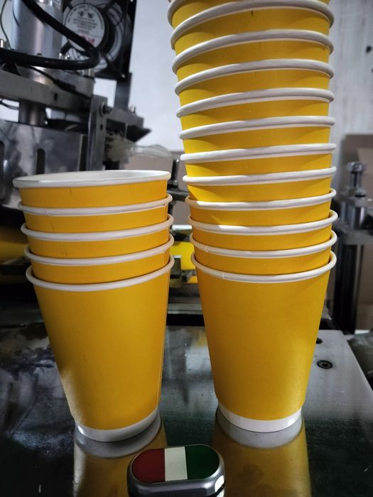 Двухслойный бумажный стакан 350 гр