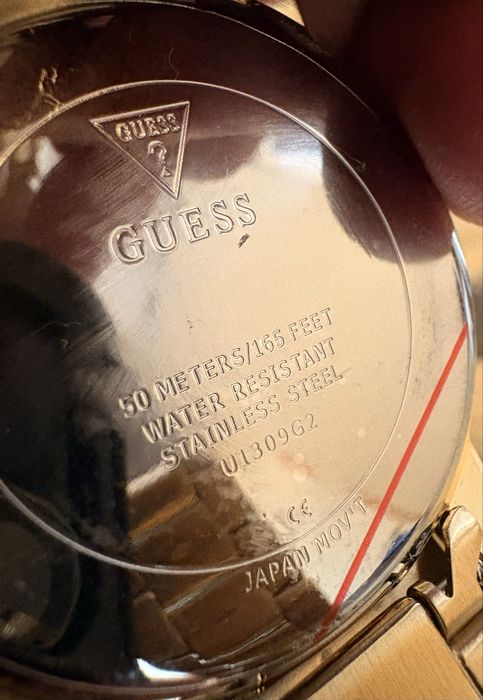 Часовници Guess нови