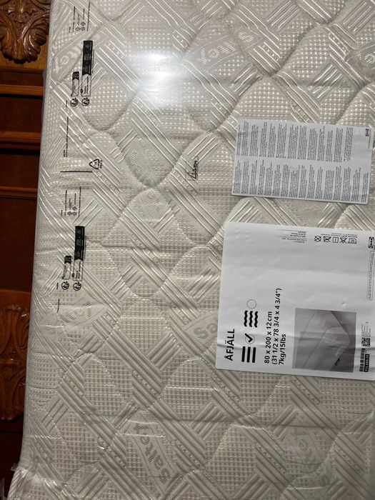 vand saltea 80/200 stare impecabila pret 200