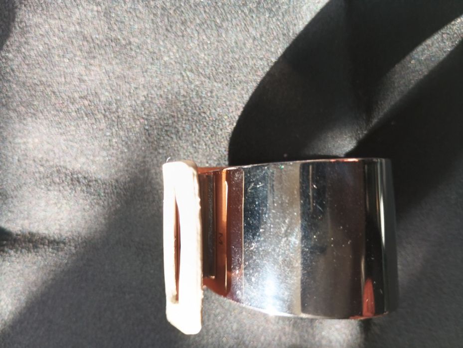 Гривни HERMES - бяла и черна - естествена кожа