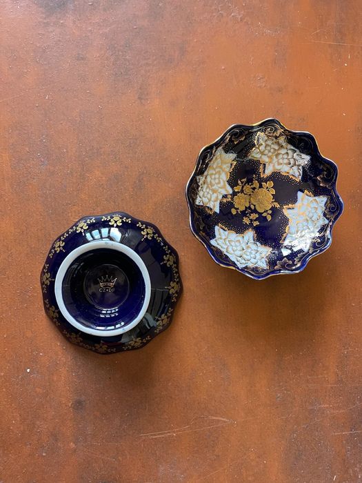 Ваза (2 штук) новая ( 15  см диаметр ) фирмы DingFeng Ceramics