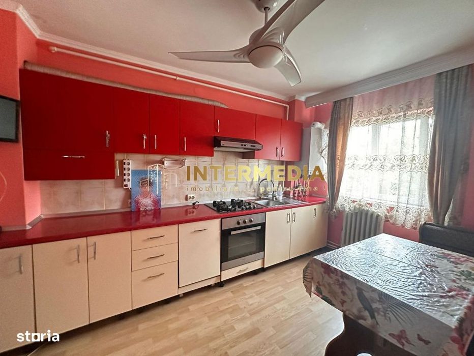 Vanzare Apartament 4 camere Deco CETATE Mercur 2 bai 90 mp cu balcon s — fotografia 1