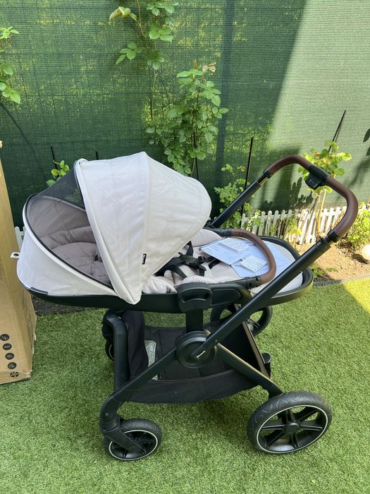 Carucior 2 in 1 Hauck Walk  N Care, stare foarte buna