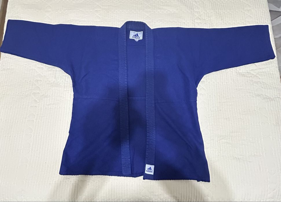 Продам кимоно для дзюдо